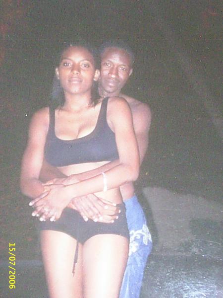 tout le monde &agrave; la piscine